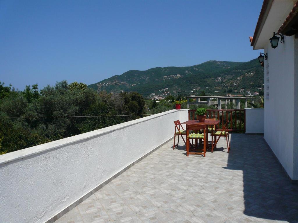 Liossis Rooms & Apartments Skopelos stad Exteriör bild